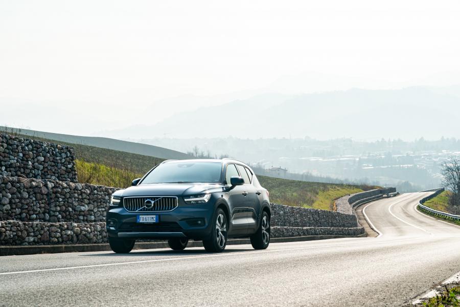 Volvo XC40 T5 Plug-in Hybrid Inscription 2020 года  (WW) (фото 3 из 44)